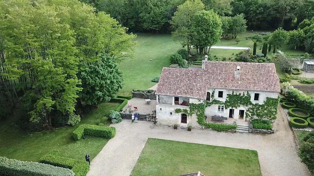 Chapdeuil La Croix Des Granges Bed & Breakfast エクステリア 写真
